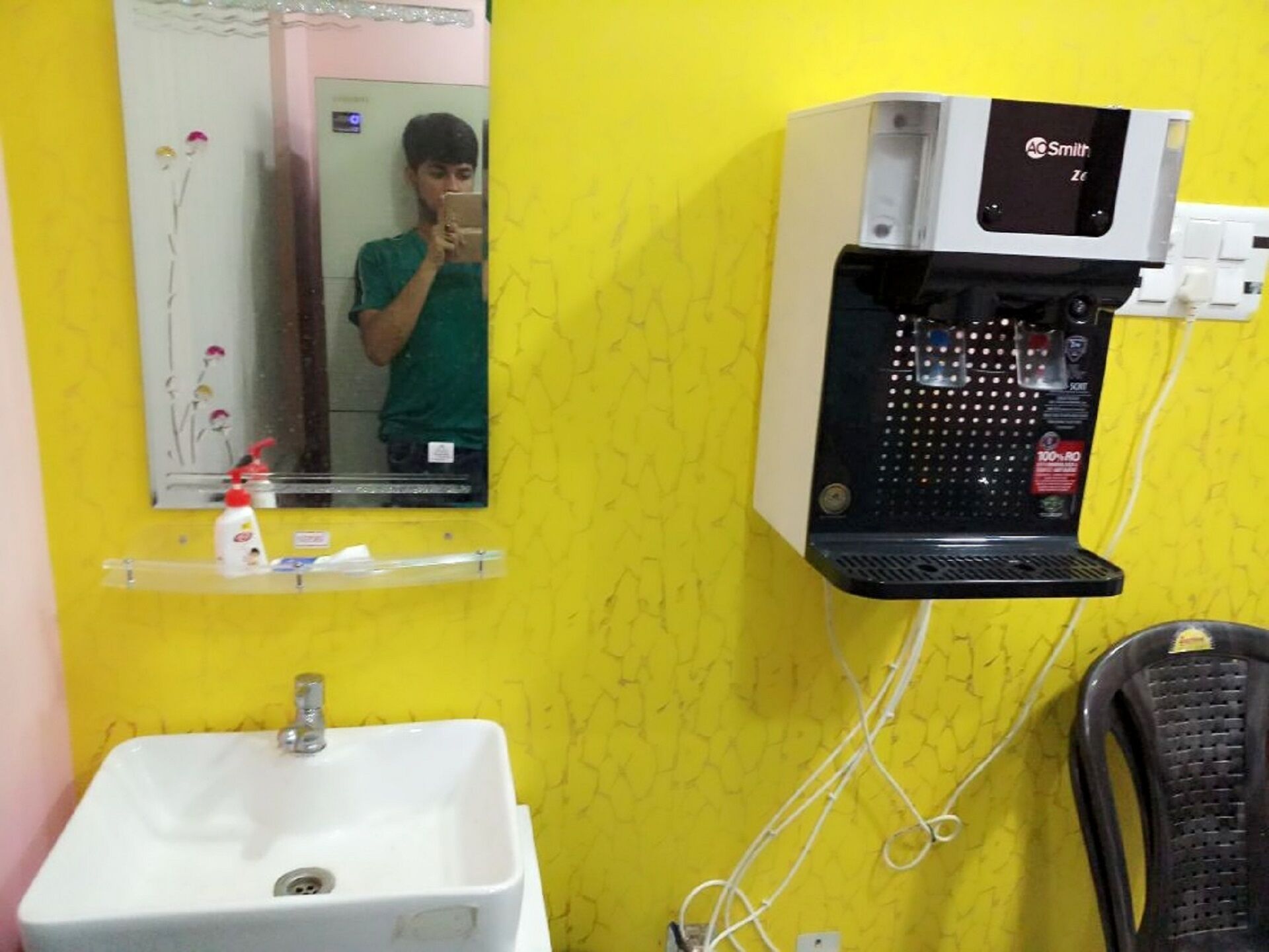 Luxurious & fully Furnished private Apartment in Airport (Kolkata) area