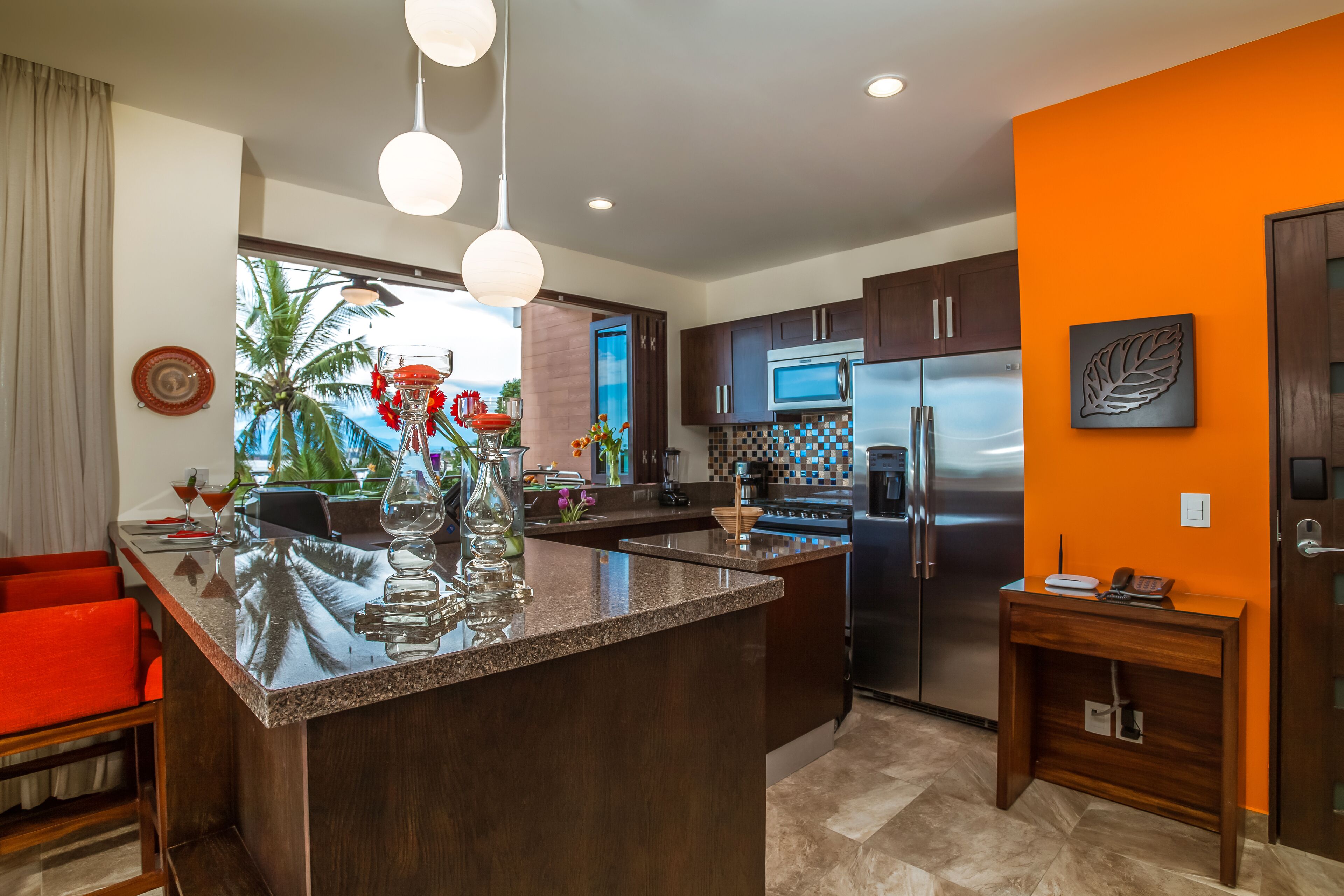 2 Bed 2 Bath Partial Ocean View Corner Suite · R104