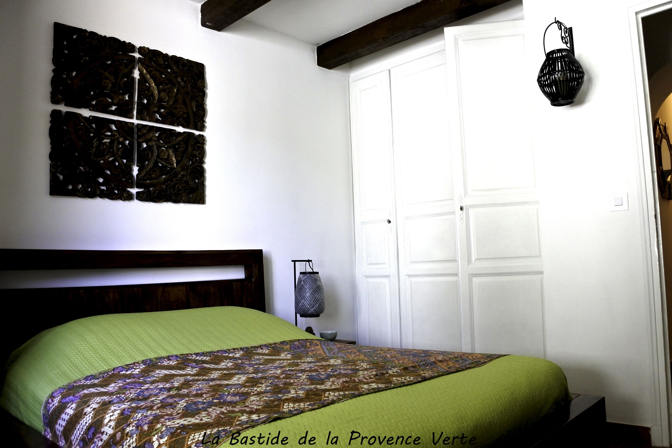 Privatization guest house, exceptional park, olive grove, swimming pool, in Provence