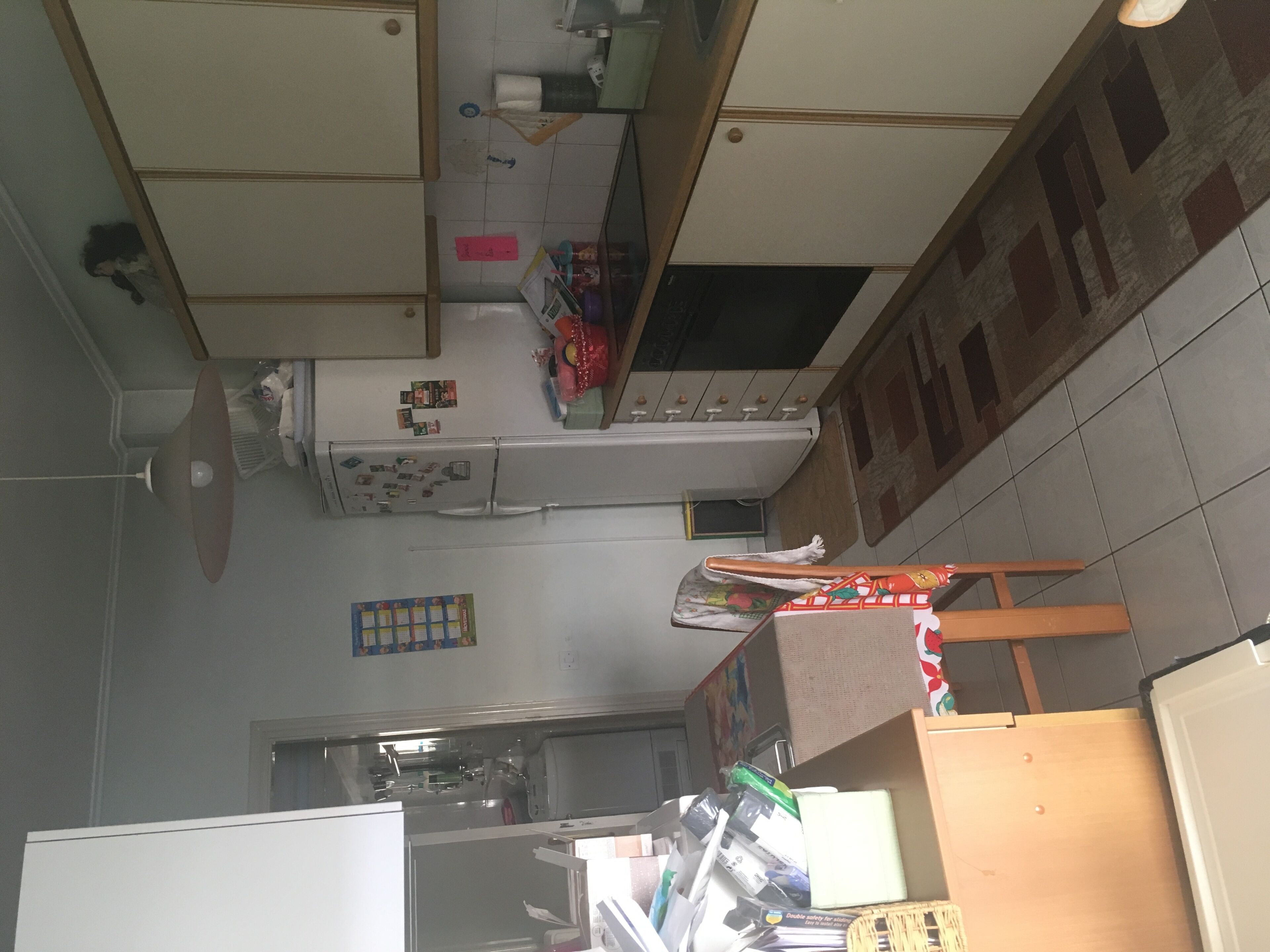 Spacious practical apartment near metro and national road 