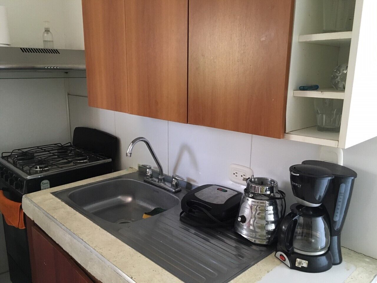 APARTAMENTO 202 cerca playa los cocos 