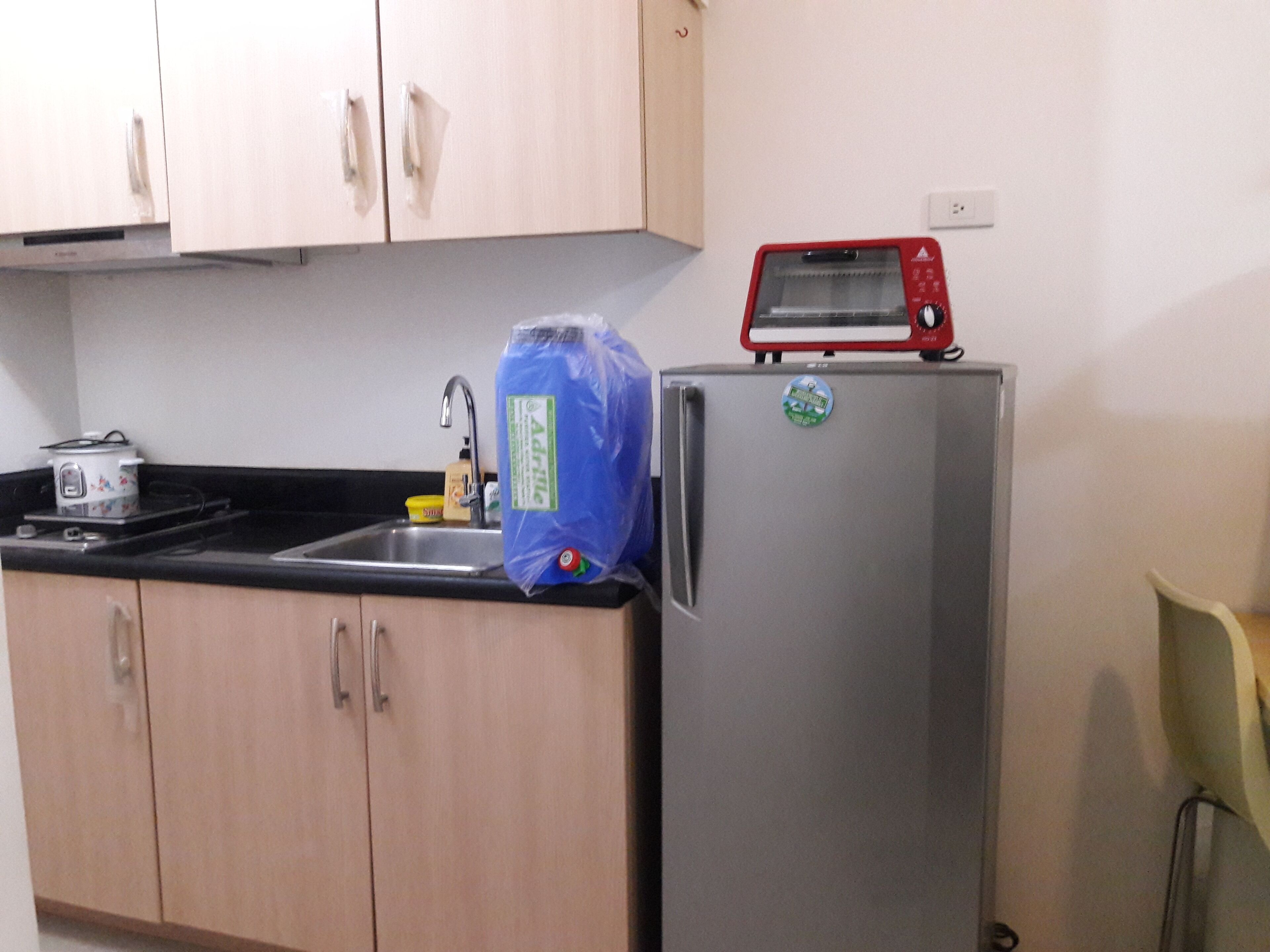 Beutiful 1 BR Condo Unit Connected to a Train Station with fast Internet