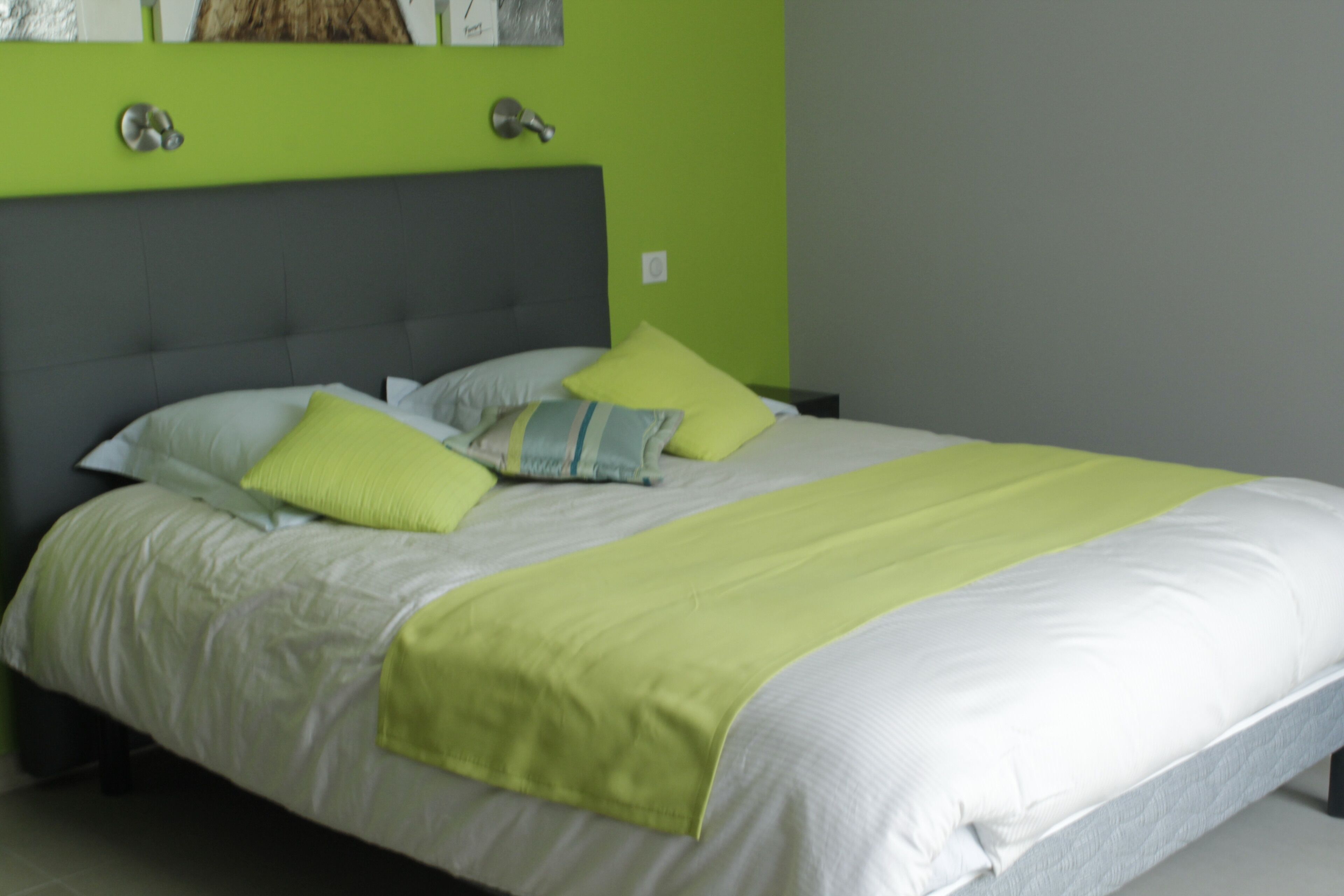 2 independent B & B at the foot of Sainte Victoire