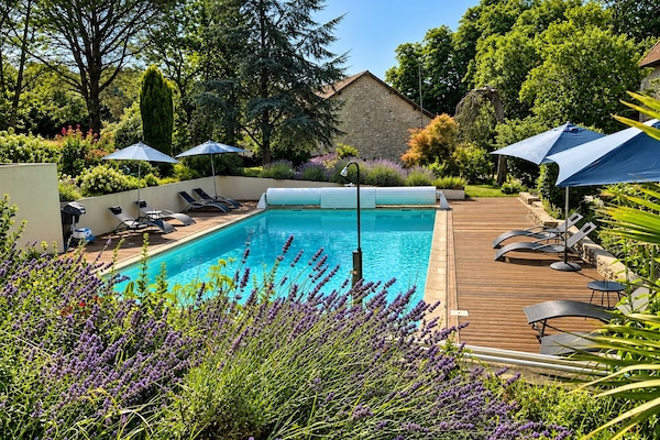 Piscine de la propriété La Shertane