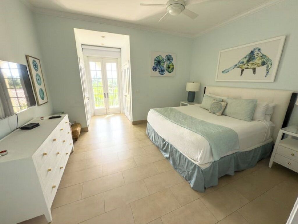 2 多间卧室、客房内保险箱、熨斗/熨衣板、免费 WiFi