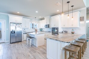 Fridge, microwave, oven, stovetop - Spacious Gulf front home w/ spectacular sunrise & sunset views (Dauphin Island)