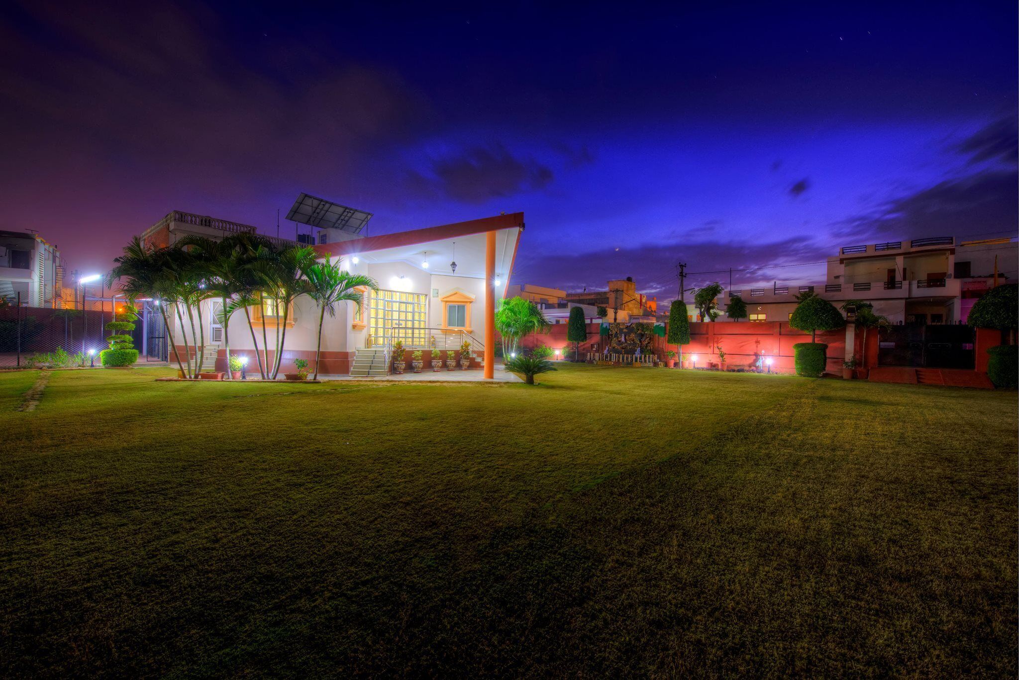 PALM HOLIDAYS - LUXURY HOMESTAY JAIPUR, RAJASTHAN