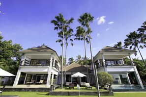 Pool - Bukti: Very luxury villa for up to 10 people in North Bali (Desa Bukti)