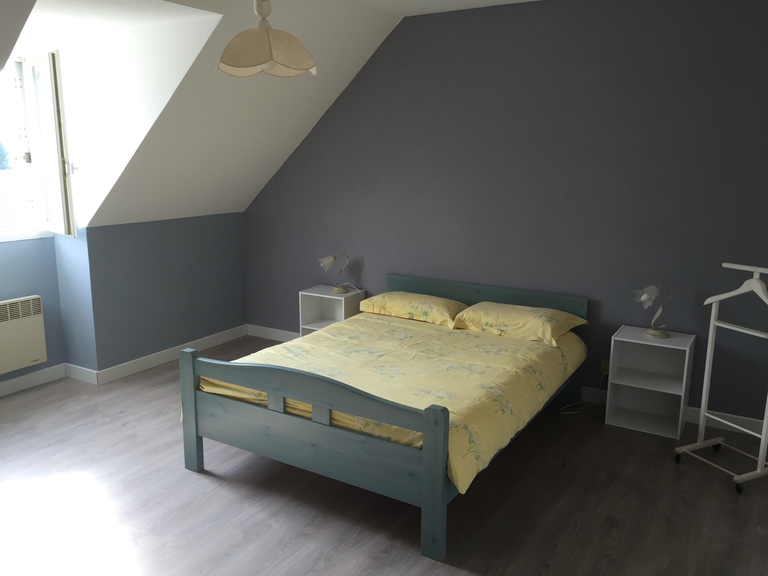 Large room in a beautiful and spacious bourgeois house.