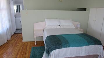 3 Schlafzimmer, Bügeleisen/Bügelbrett, Bettwäsche