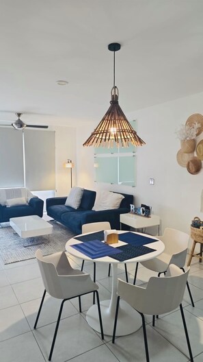 Interior - Bahia Azure (Cabo San Lucas)
