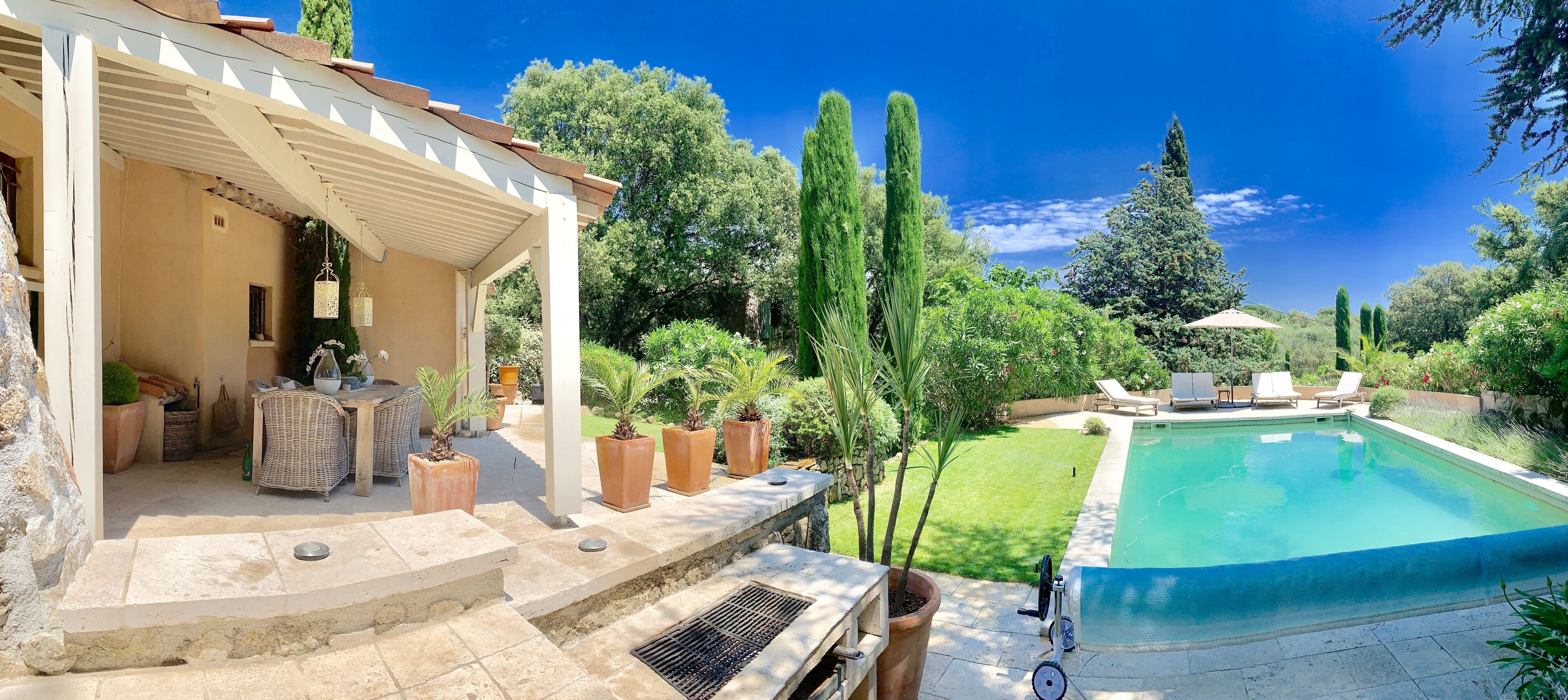 Piscine extérieure, piscine chauffée