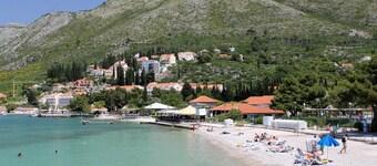 ANDRIUCI'S  apartment  at the waterfront