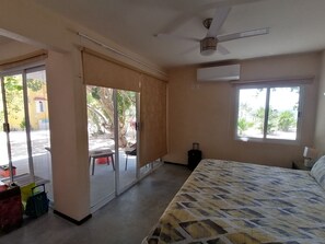 1 quarto, Wi-Fi de cortesia, roupa de cama