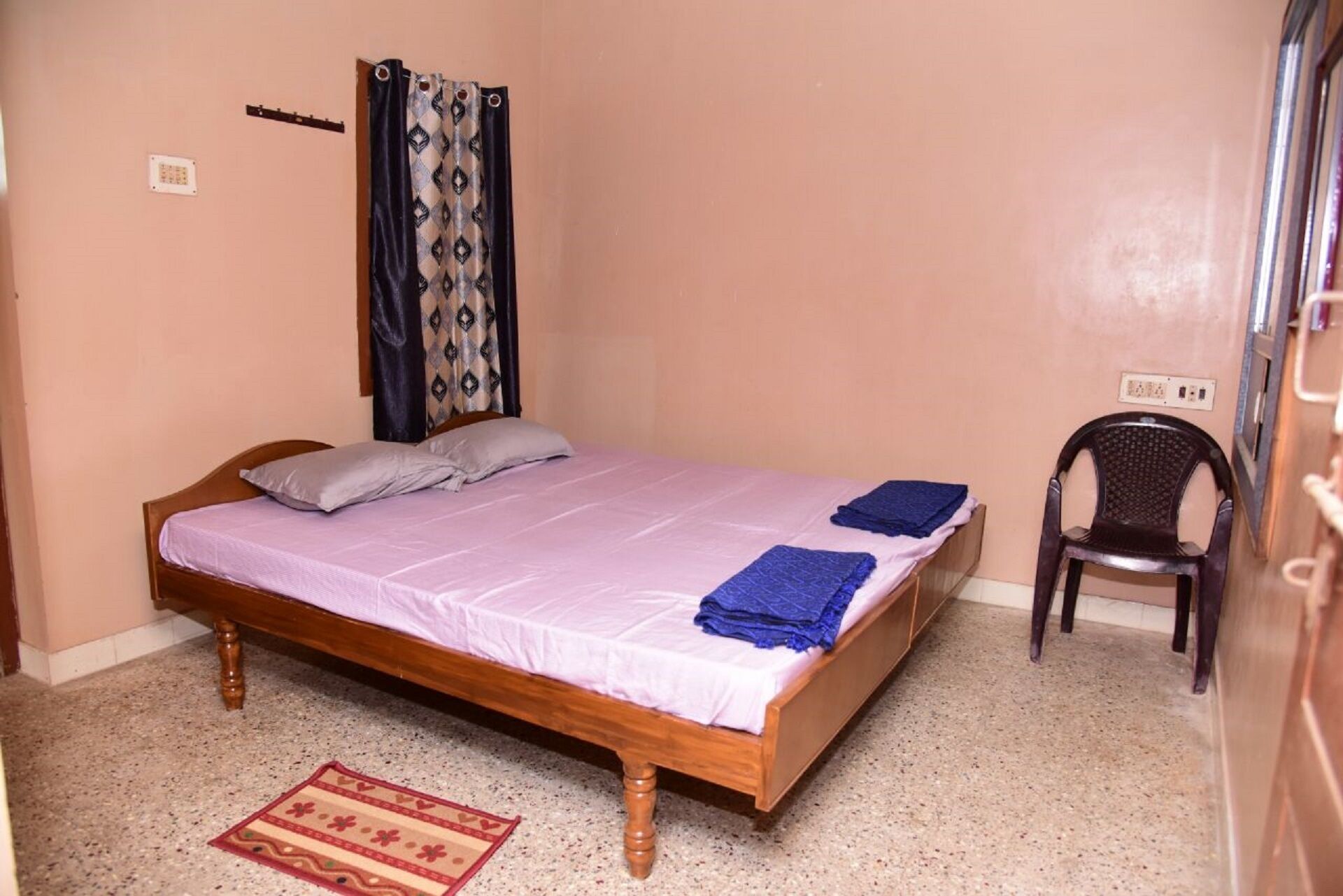 For a Simple Stay in Pollachi !!