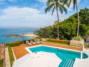 Pool - Beach front House, Stunning Views luxuryvillasmx (Conchas Chinas)