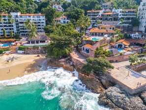 Beach towels - Beach front House, Stunning Views luxuryvillasmx (Conchas Chinas)
