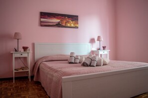 2 Schlafzimmer, Bügeleisen/Bügelbrett, WLAN, Bettwäsche