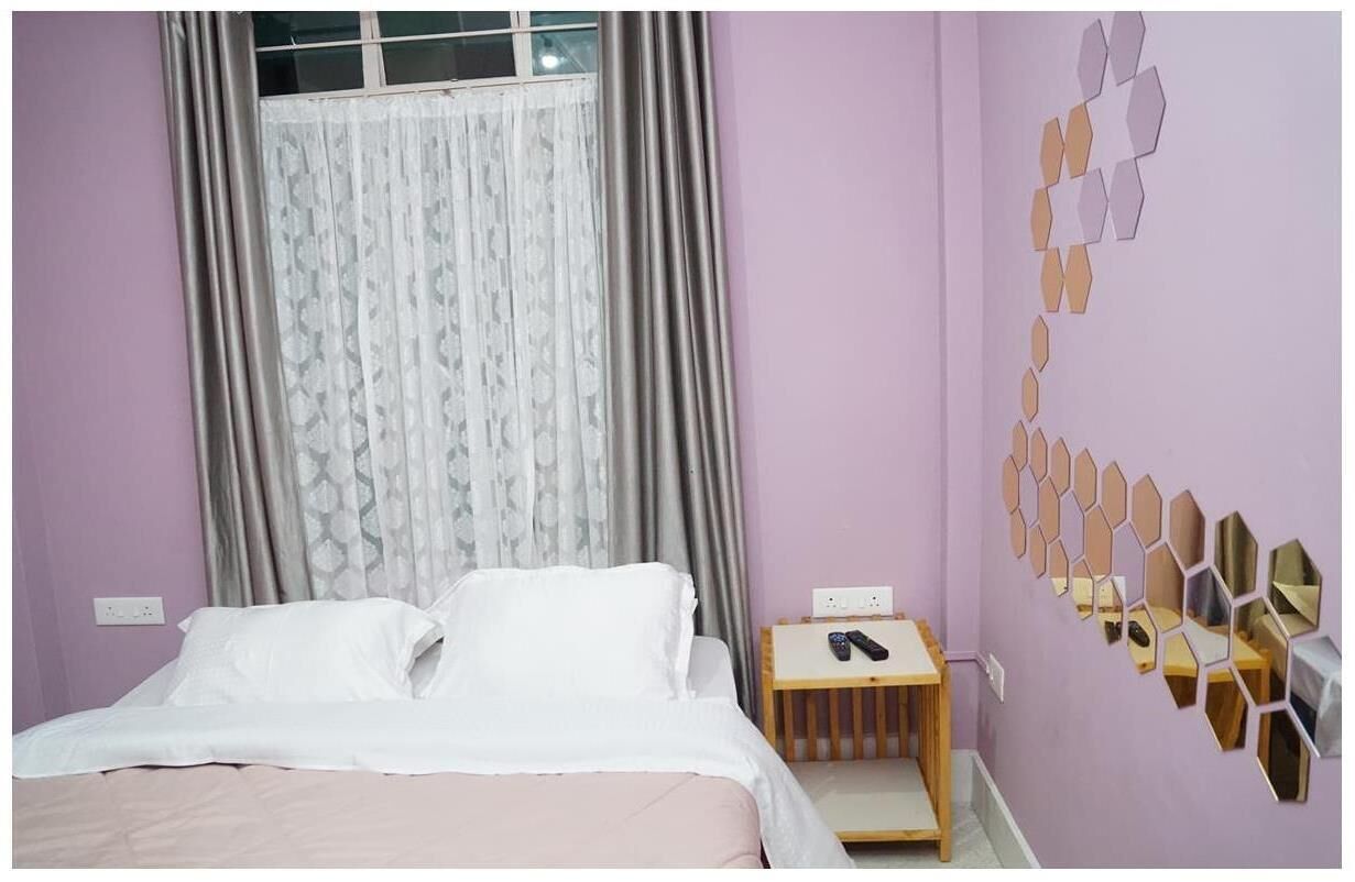 Risa Maria Service Apartment with Kitchen