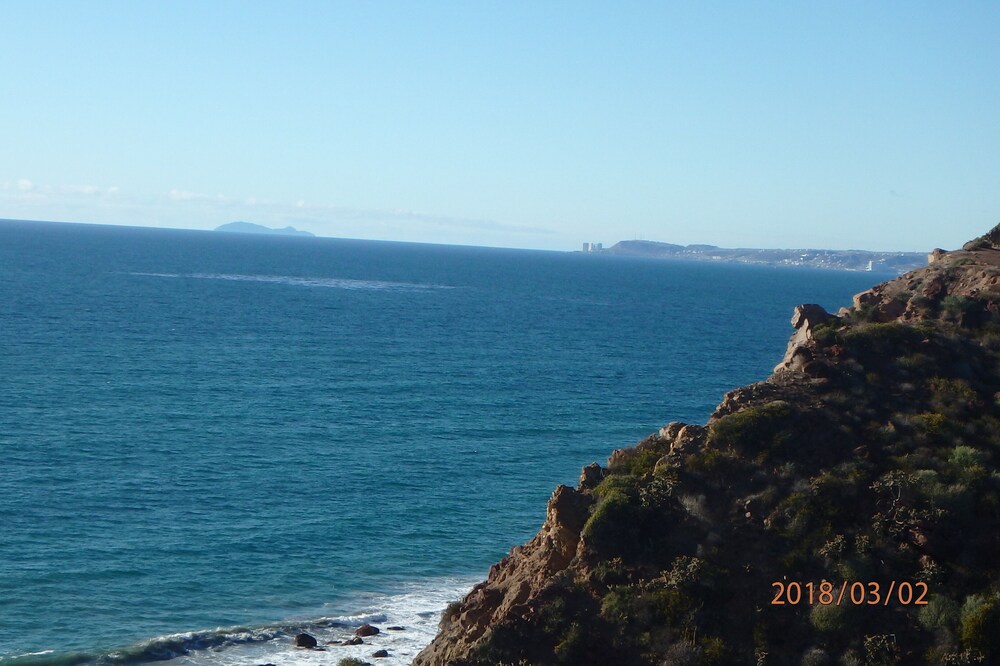 MAGNIFICENT 3 BED/2 BATH BEACH FRONT OASIS 18 MILES SOUTH OF ROSARITO