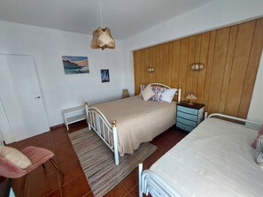 2 Schlafzimmer, Bügeleisen/Bügelbrett, kostenloses WLAN, Bettwäsche