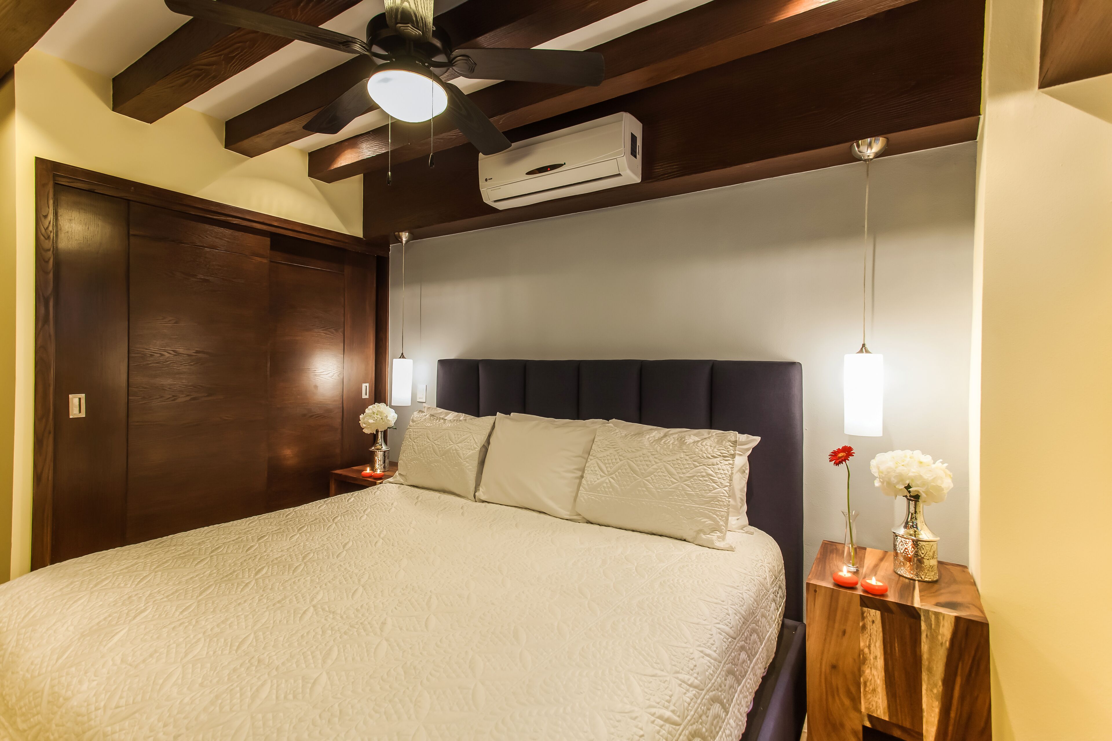 2 bed 2 bath 2 level LOFT TOWNHOME · RTH5