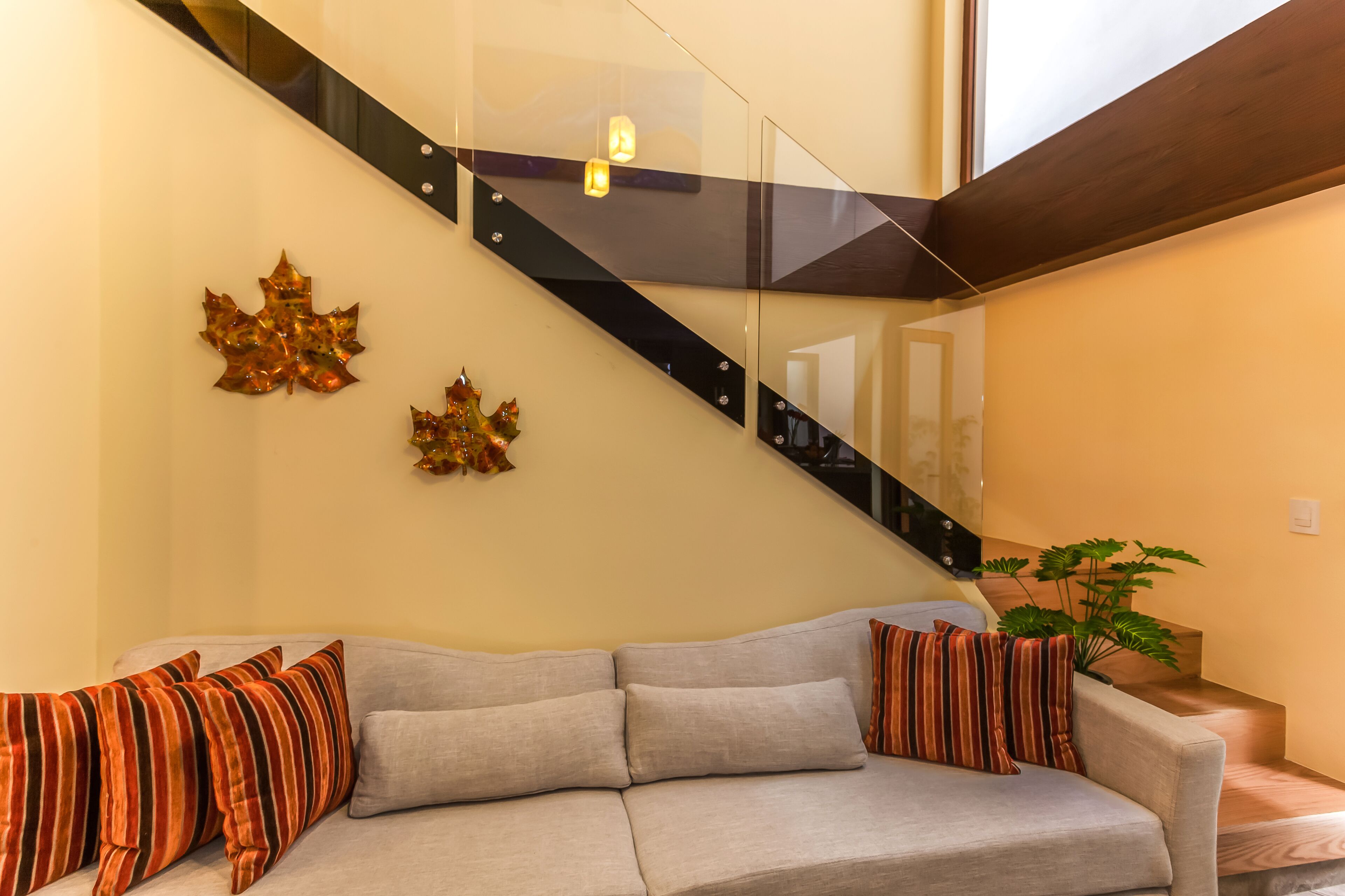 2 bed 2 bath 2 level LOFT TOWNHOME · RTH5