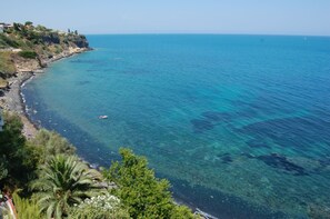 On the beach, sun-loungers, beach towels - A Sicilian Heart, A Seafront Escape: Etna Retreat (BrucolI)