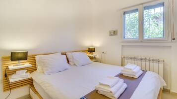 1 makuuhuone, silitysrauta/-lauta, Wi-Fi, vuodevaatteet