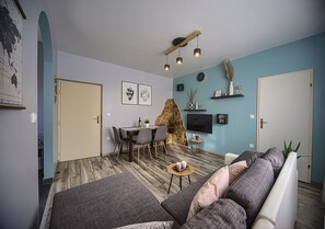 Fernseher, Stereoanlage