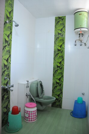Shower, towels