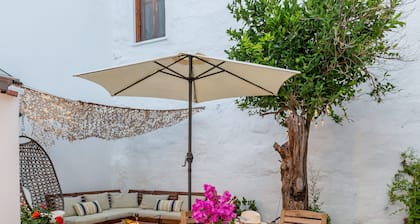 Large Villa for nine people