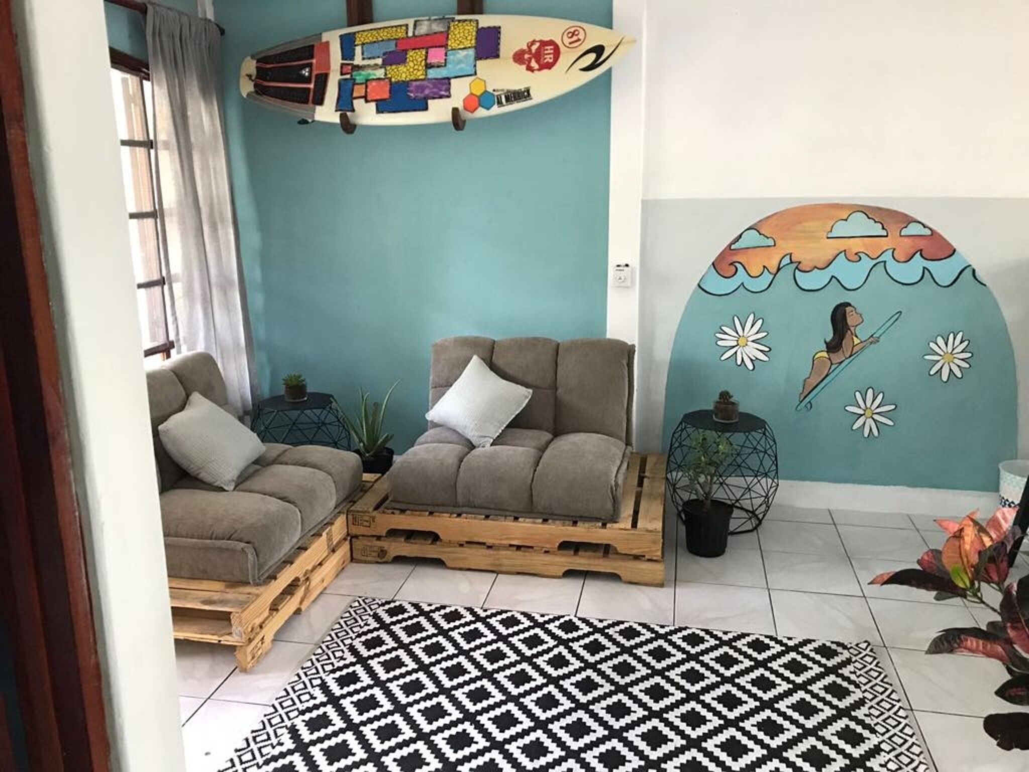 Cool, cozy 2-Bed Beach APT. in the heart of Jaco
