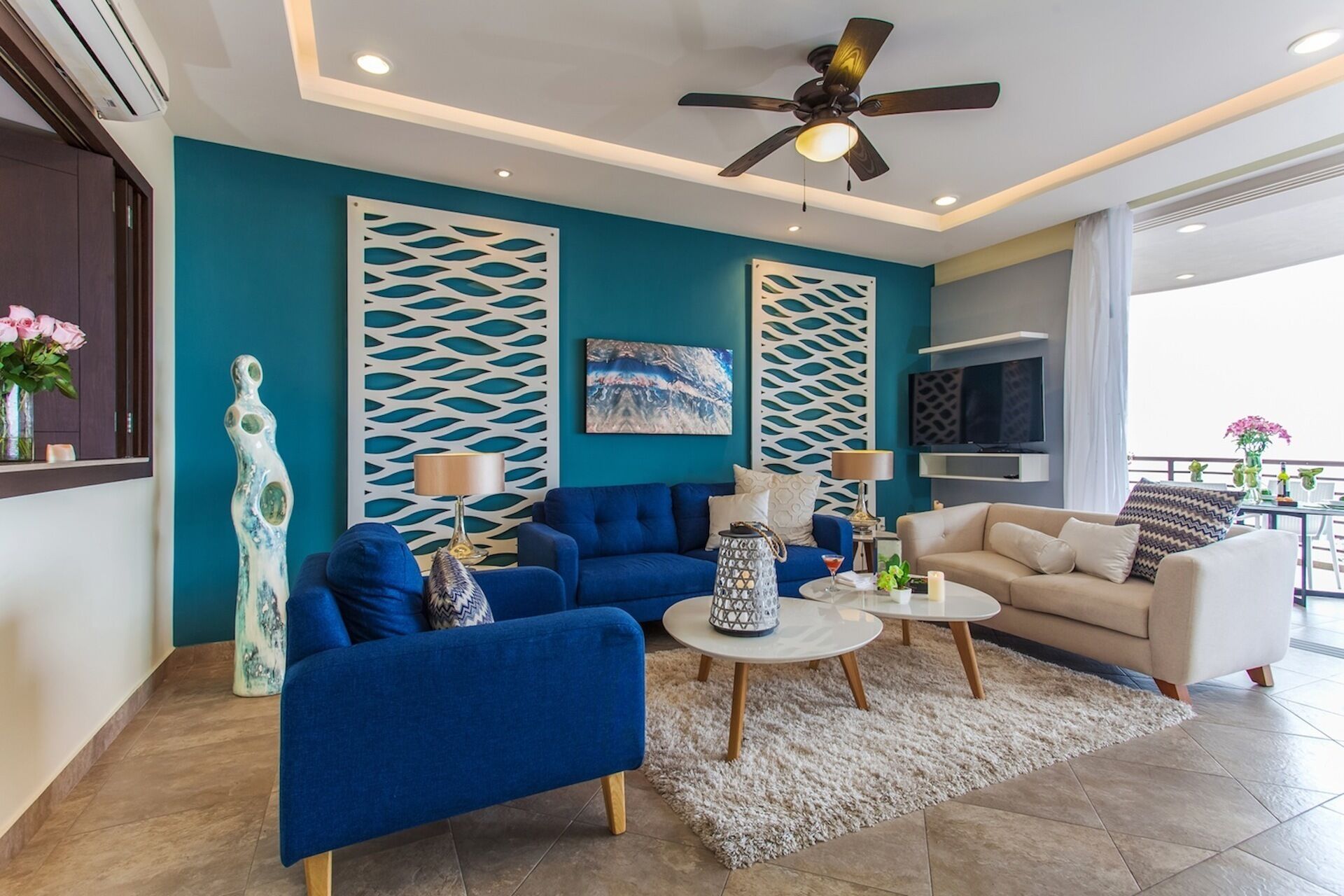 2 Bed 2 Bath Luxury Jacuzzi Suite · S404