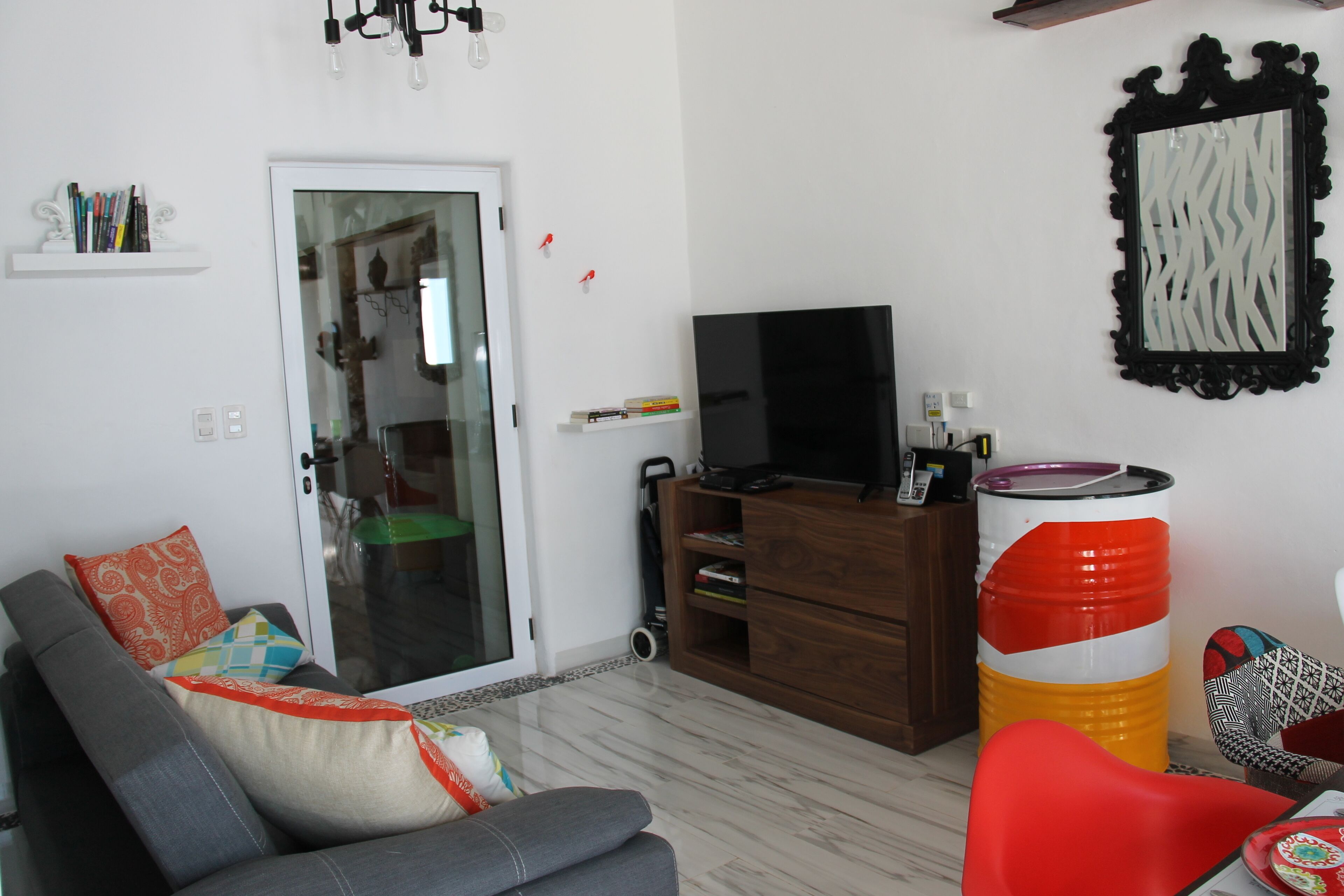 LOCATION & LUXURY TOGETHER