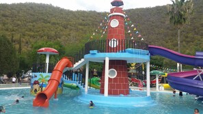 Piscine intérieure, piscine chauffée