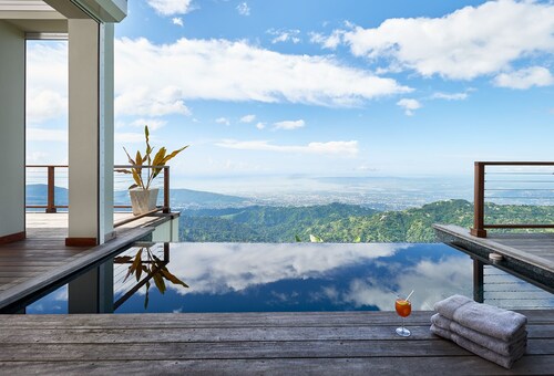 Wine Down Mansion, Greenwich, Blue Mountains