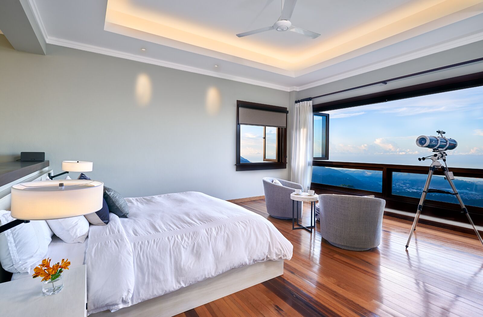 5 bedrooms, in-room safe, iron/ironing board, WiFi