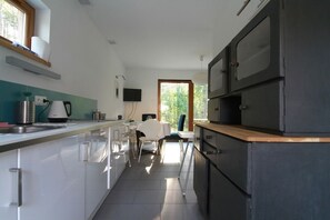 Fridge, stovetop, dishwasher, high chair