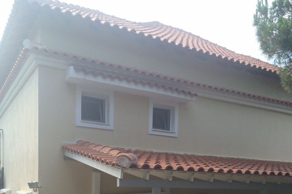 Modern villa in Kanapitsa, Skiathos