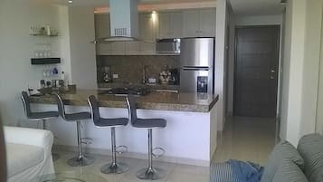 Fridge, microwave, oven, stovetop