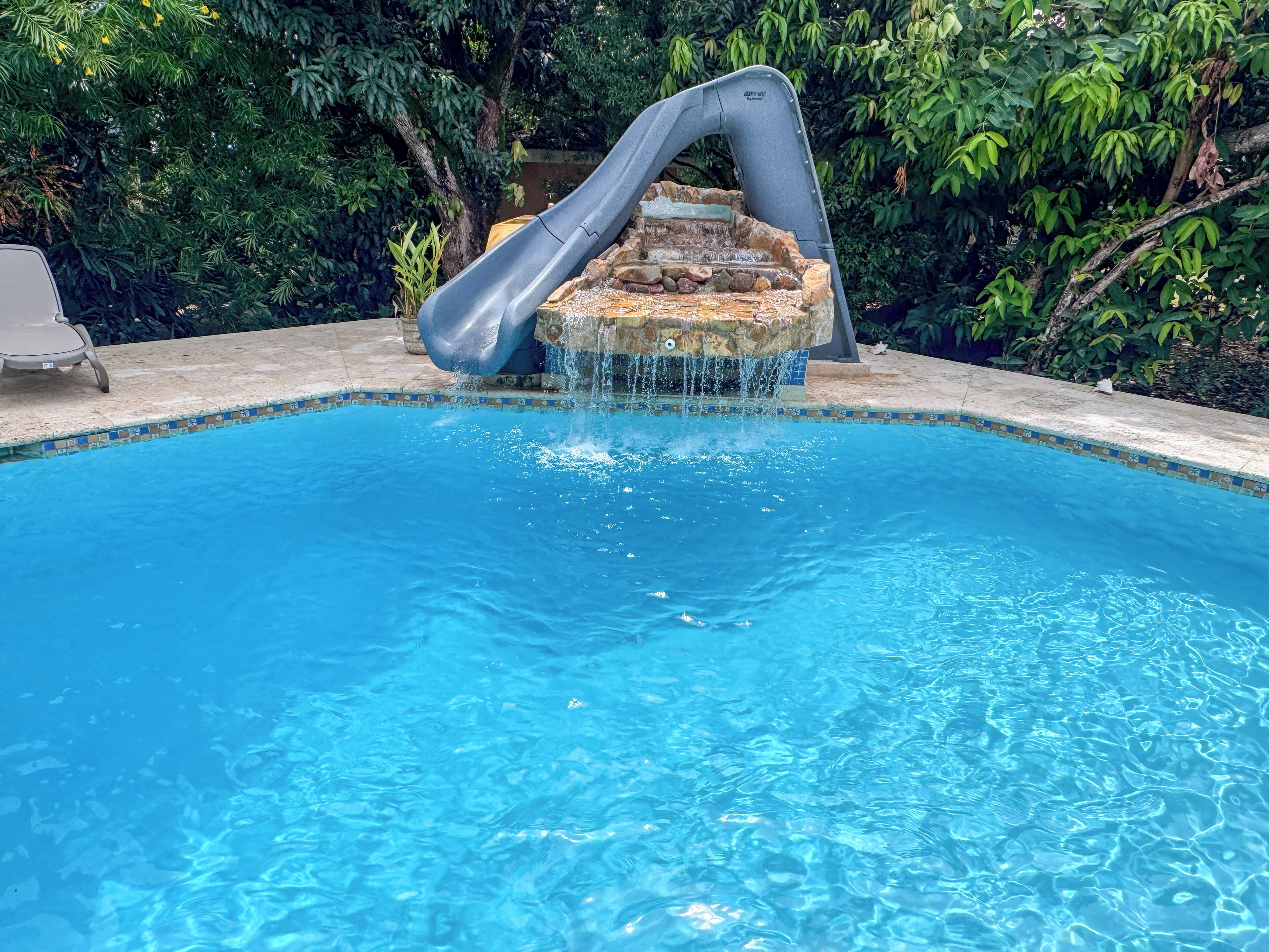Utomhuspool