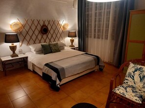 5 bedrooms, in-room safe, iron/ironing board, free WiFi