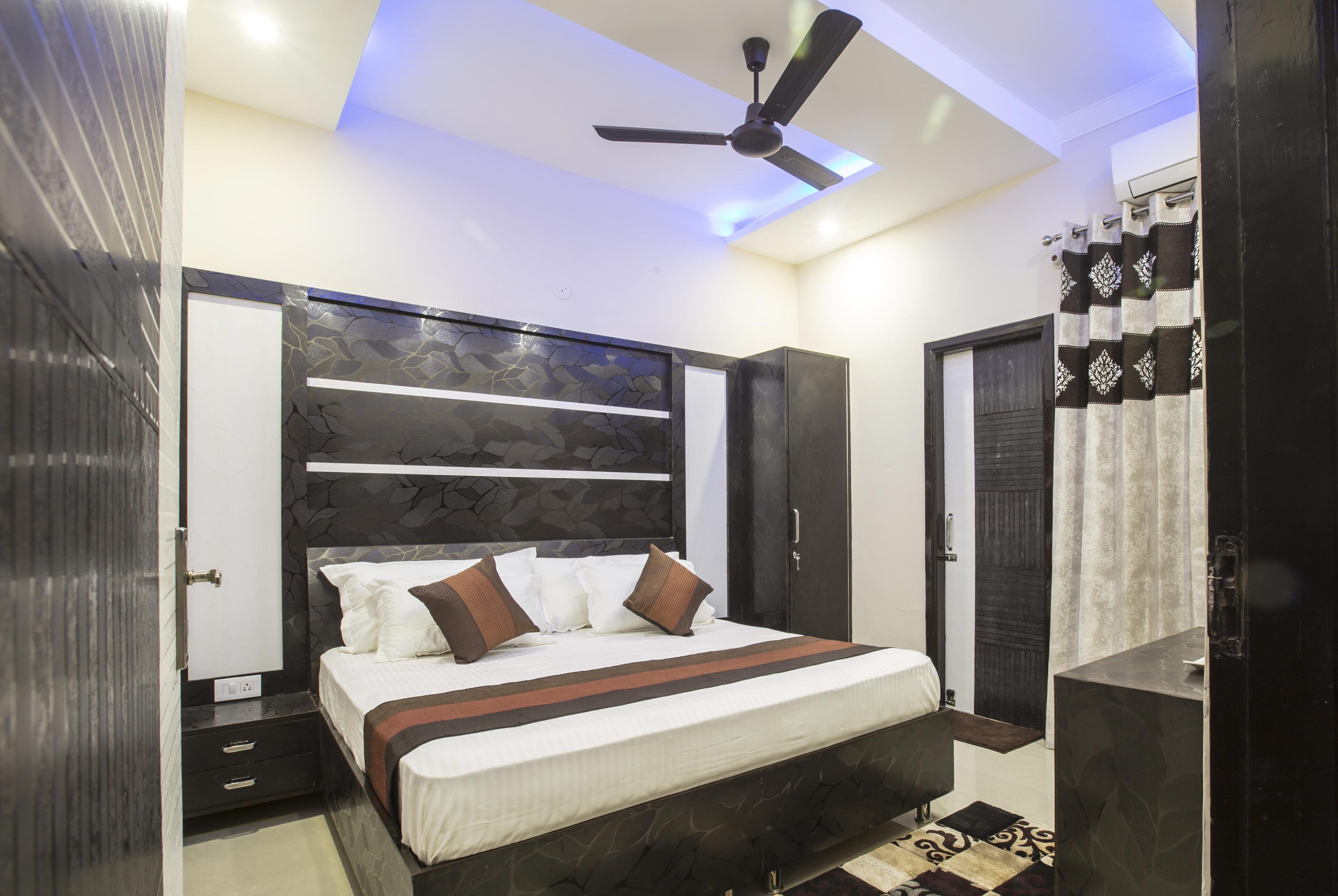 Fully furnished Luxurious & Stunning independent property for vacations