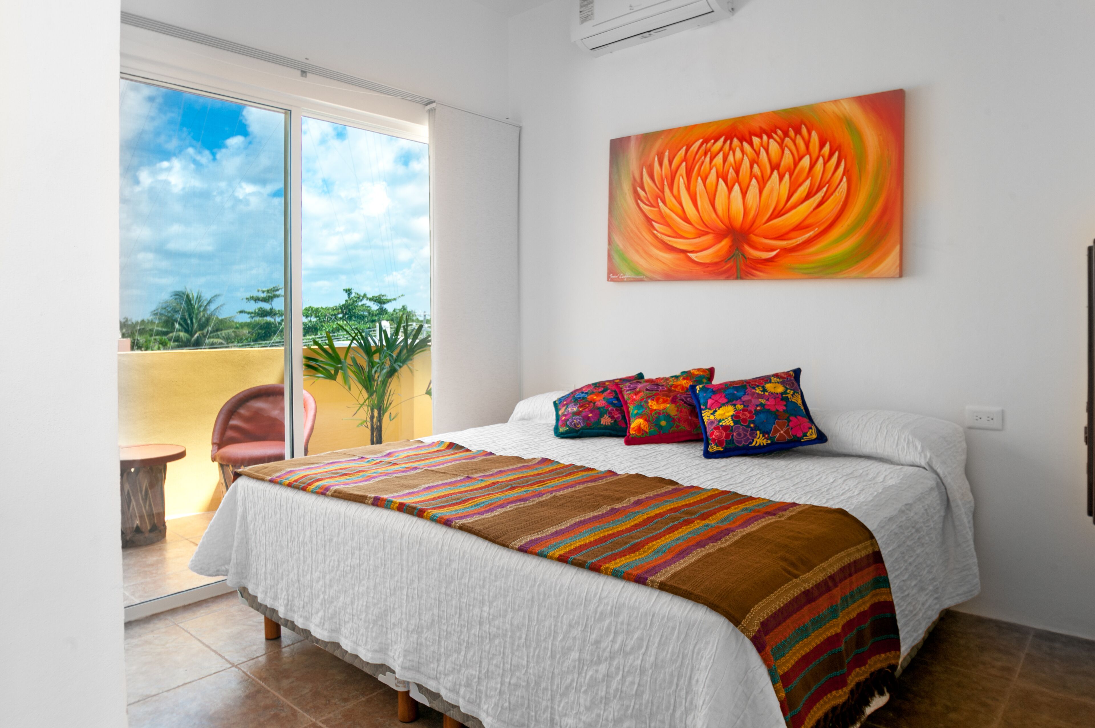 Brand new, cozy & equipped Puerto Morelos condos. 5 min away from the beach.