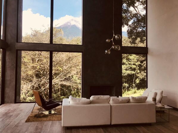 Interior - Modern paradise at the golf resort (Alotenango)