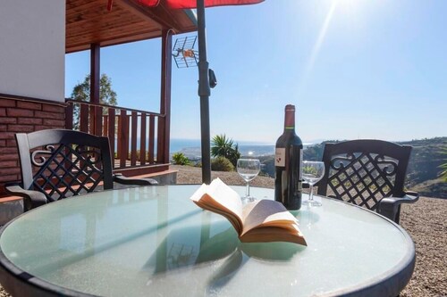 House with Private Pool (Piscis)