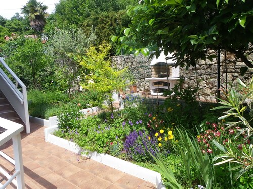 WOHNUNG SUNNY GARDEN