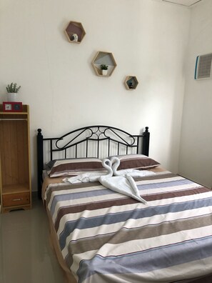 2 chambres, accĂšs Internet, draps fournis