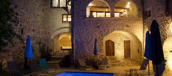 MAGNIFICENT GITE IN STONE I CENTREN VALLON PONT D'ARC